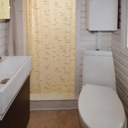 Two-bedroom Holiday In Karrebaksminde