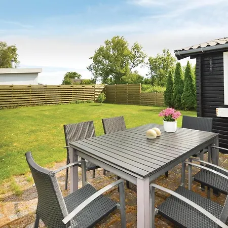 Hébergement de vacances Two-bedroom Holiday In Karrebaksminde